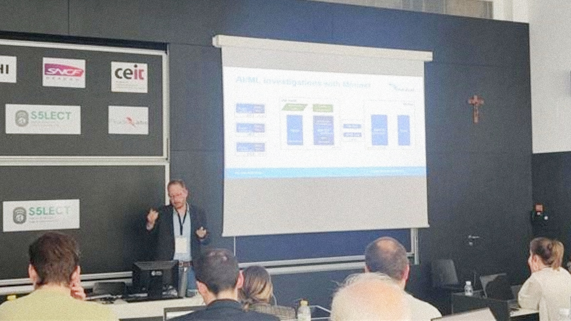 DLR presenting 5G-STARDUST at the S5LECT Mid Term Event